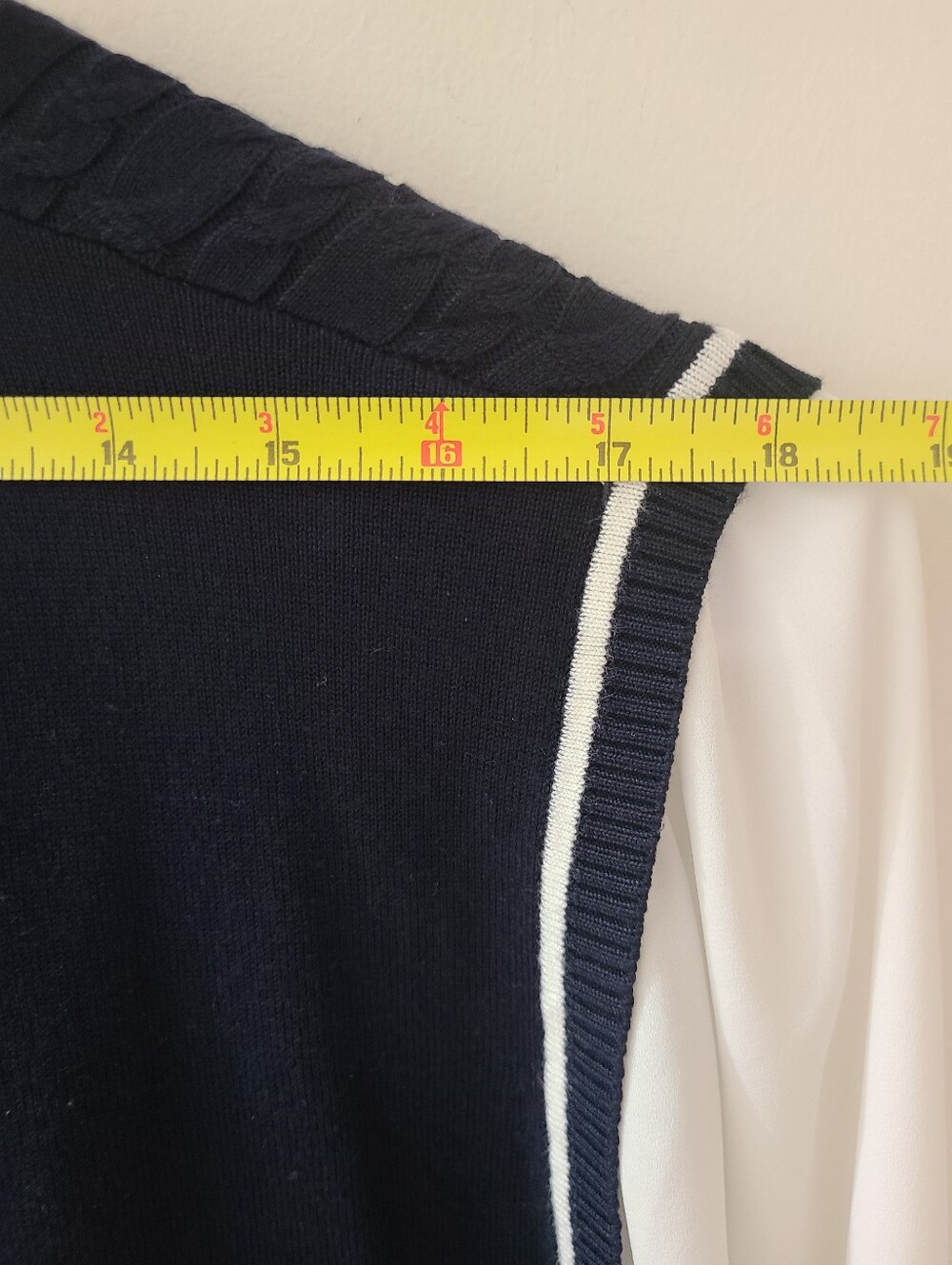 Adrianna Papell V‑Neck Sweater Vest Layered Blouse Navy Blue & White Sz XL - Picture 11 of 11